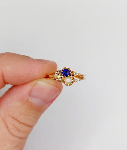 Bague 56 Bague toi et moi or rose, pierre bleue et perles (circa 1900) 58 Facettes A06251