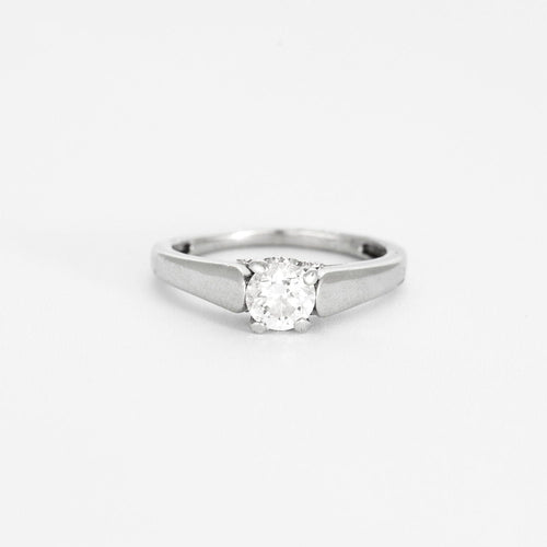 Bague Bague solitaire en or blanc et diamant 58 Facettes LP41/10