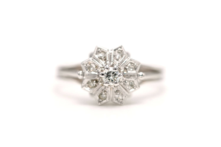 Bague 54 Bague Art Déco en or blanc 18 carats sertie de diamants "taille" brillant 58 Facettes B701