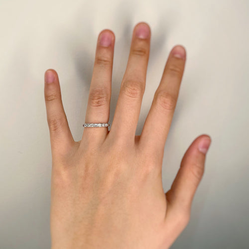 Bague Demi alliance - Or & Diamants 58 Facettes 220532R