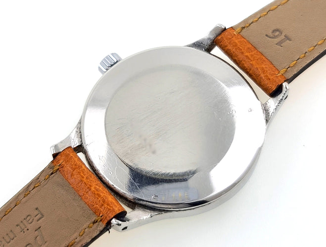 Montre Jaeger-LeCoultre E109 Seconde Guerre mondiale 1940 Style militaire Officier Petite Seconde Vintage Calibre 469 WW2 58 Facettes