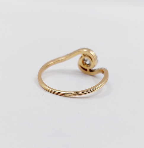 Bague 58 Bague tourbillon or jaune, diamant taille ancienne 0,35 carat (circa 1900) 58 Facettes A06123