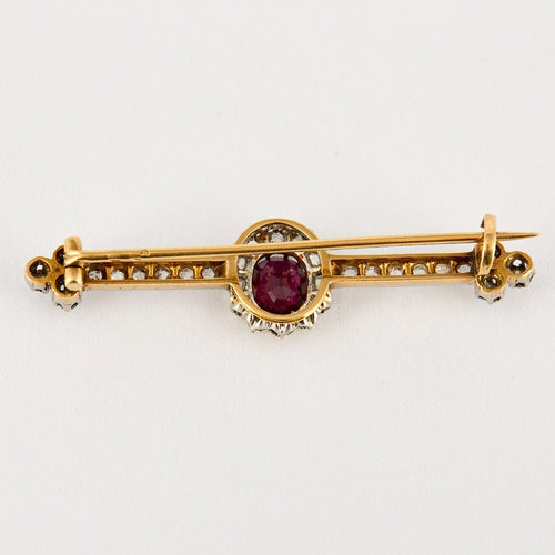 Broche Broche or gris et jaune, rubis et diamants 58 Facettes BLO01585