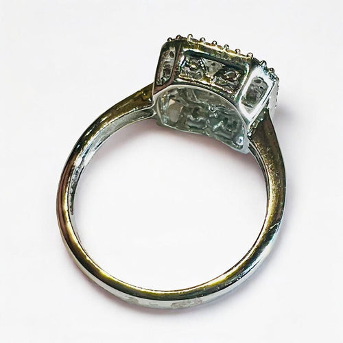 Bague 56 bague en or blanc 18ct sertie d'un pavage de diamants 58 Facettes 4925 A