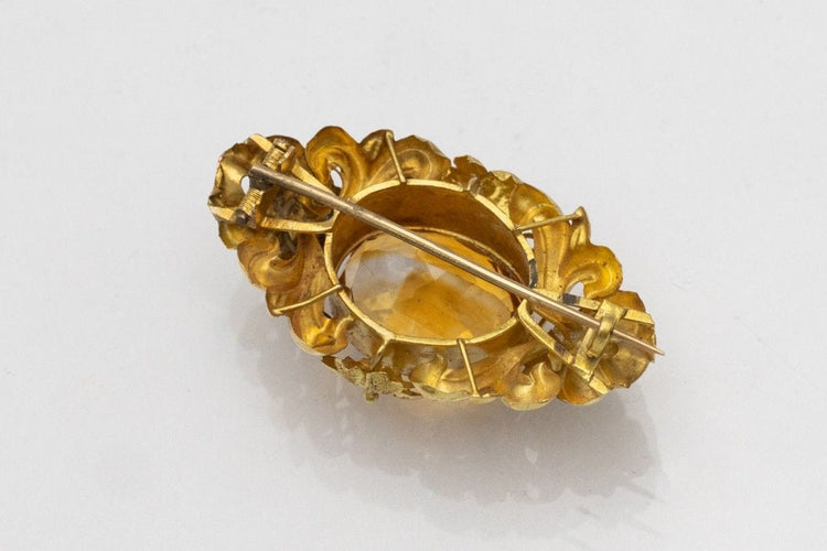 Old yellow gold brooch with citrine 58 Facettes 10664