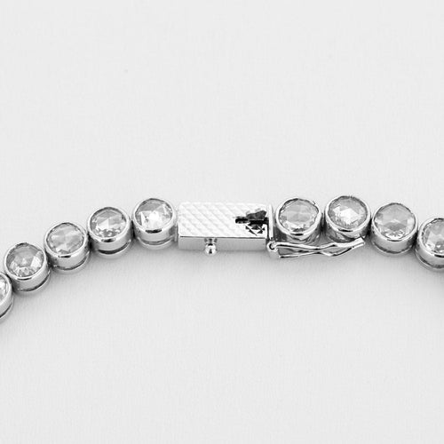 Collier Collier rivière en or blanc et diamants taillés en rose. 58 Facettes GU182