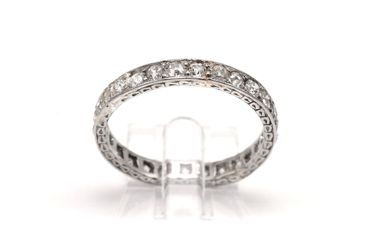 Bague 51 Alliance américaine Art Déco en or blanc 18 carats sertie de diamants old cut 58 Facettes B782