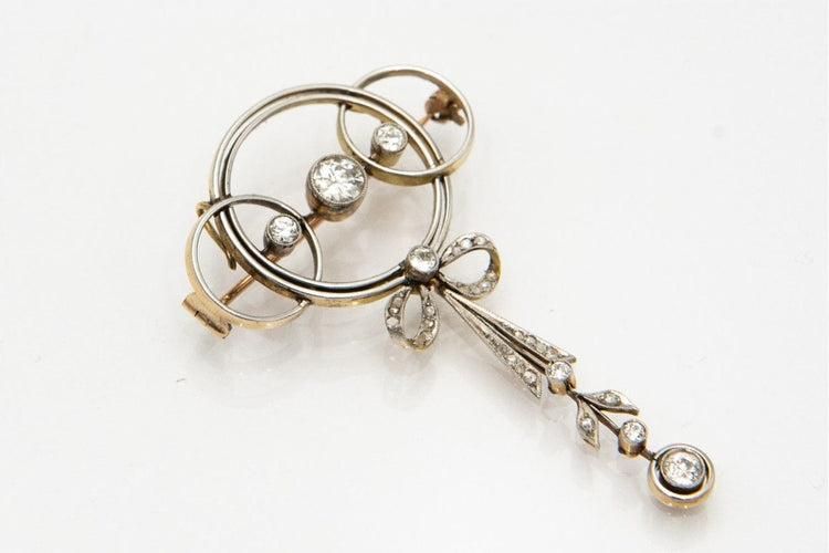 Broche Broche ancienne Art Déco, France, années 1920/1930. 58 Facettes 9456