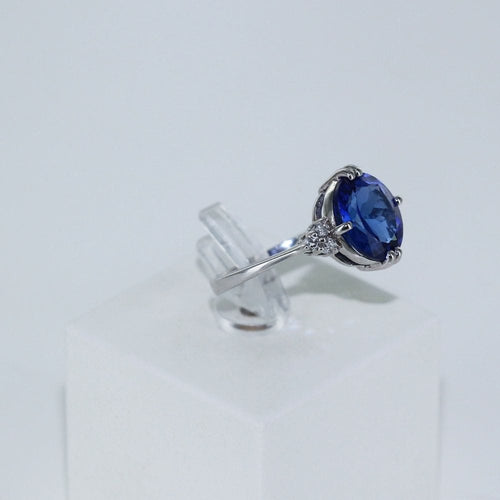 Bague Bague fine Or blanc Tanzanite Diamants 58 Facettes