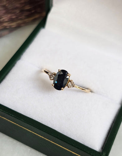 Bague 53 Bague or jaune, Saphir, Diamants 58 Facettes 693