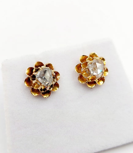 Puces d'oreilles antique or rose 18k fleurs et diamants taille roses (circa 1880 58 Facettes A06248