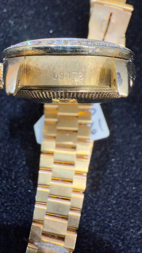 Montre Rolex Oyster perpetual Lady en or et diamants 58 Facettes