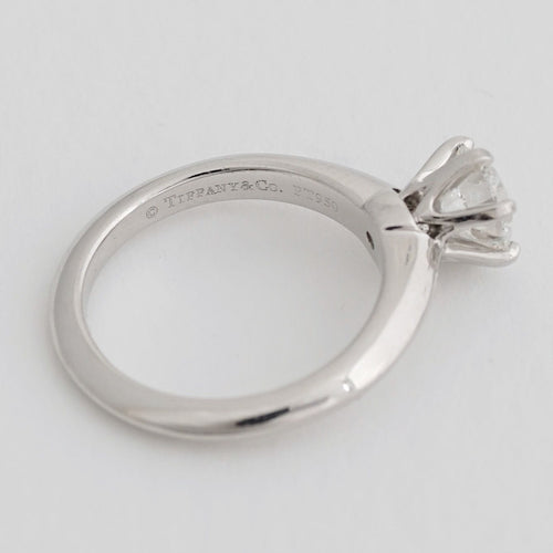 Bague 50 Tiffany & Co - Bague Tiffany Setting en platine et diamants 58 Facettes