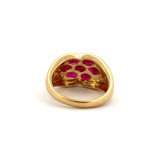 Vintage prsten ze žlutého zlata, rubínů a diamantů