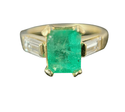 Anillo de oro amarillo esmeralda