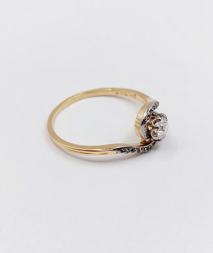 Bague 58 Bague tourbillon or jaune, diamant taille ancienne 0,35 carat (circa 1900) 58 Facettes A06123
