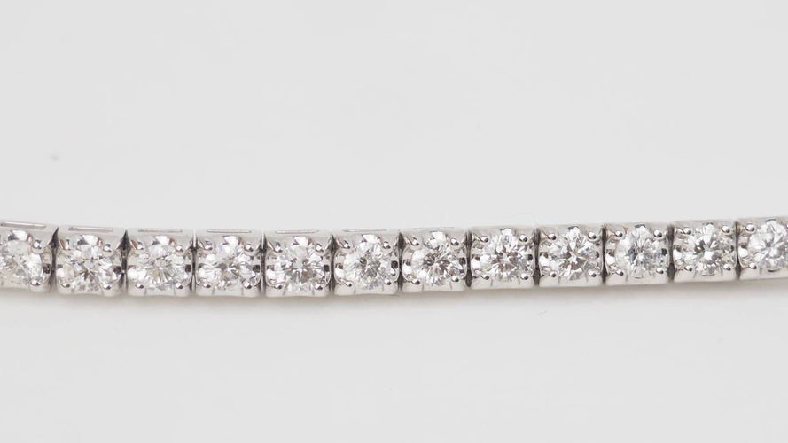 Bracelet Bracelet rivière en or blanc et diamants 58 Facettes 31349
