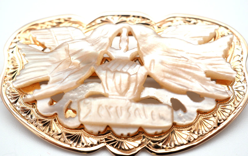 Broche Broche or rose et nacre 58 Facettes