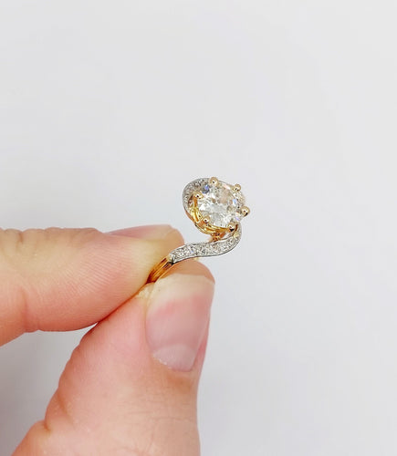 Bague 54.5 Bague tourbillon antique en or 18k et platine, diamant taille ancienne 1,35 ct 58 Facettes A06442