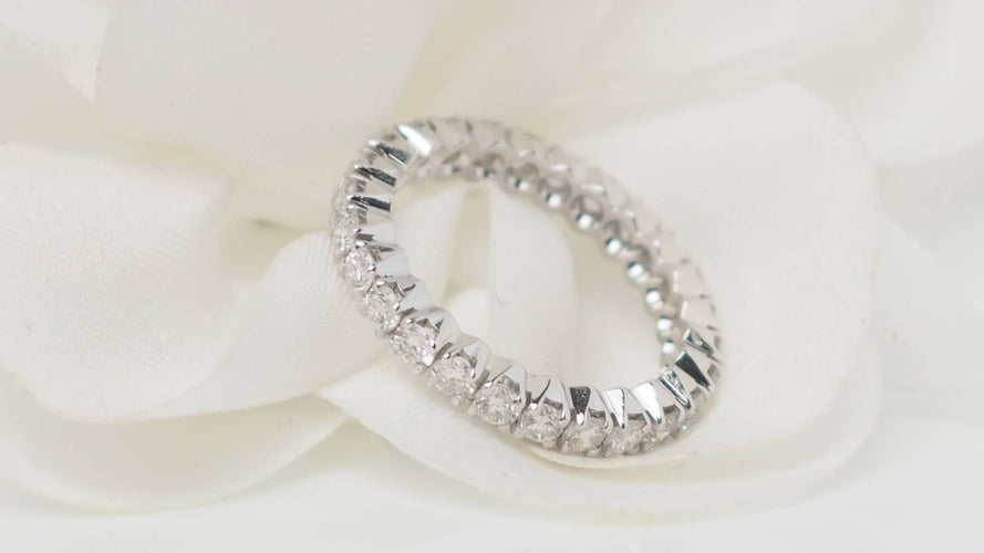 Bague Alliance américaine en or blanc et diamants 1,30ct 58 Facettes