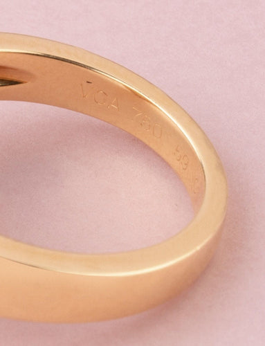 Bague 59 Van Cleef & Arpels - Bague Pure Alhambra en or jaune 18k et nacre blanche 58 Facettes