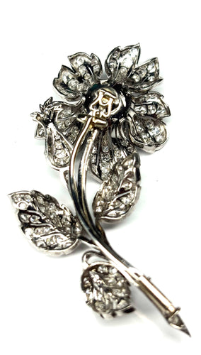 Broche Broche florale rétro en or blanc et diamants – années 40 58 Facettes E31