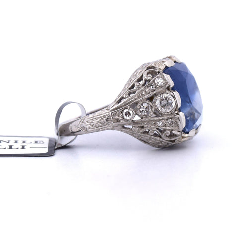 Пръстен от Платина със сапфир и диаманти 