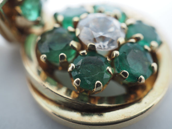 Boucles d'oreilles Boucles d'oreille émeraude marguerite 58 Facettes