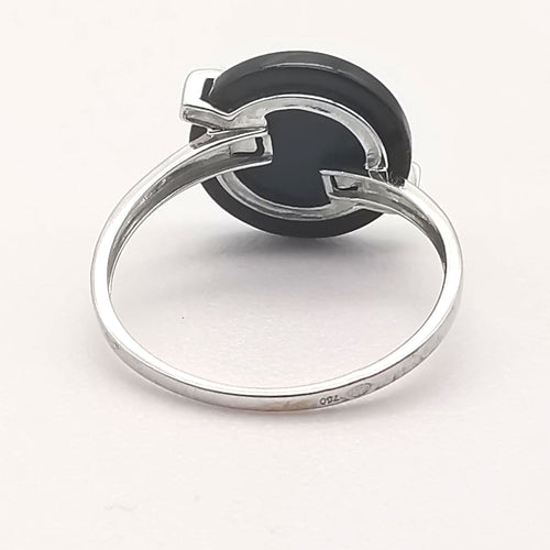 Bague 56 Bague or onyx & diamant 58 Facettes