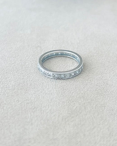 Bague 50 Alliance américaine en or blanc 18 carats et diamants taille ancienne 58 Facettes