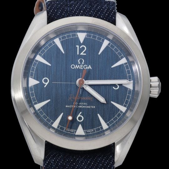 Montre Omega Montre Seamaster Railmaster Co‑Axial Master Chronometer 58 Facettes MT37439