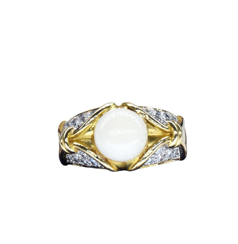 Bague 56 Bague en or jaune avec corail 58 Facettes