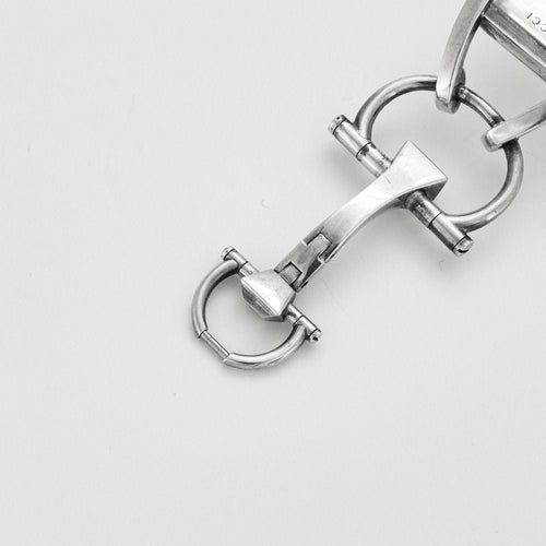 Montre GUCCI – Montre Horsebit en argent 58 Facettes 23/317