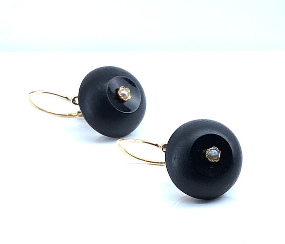 Boucles d'oreilles Paire de boucles d’oreilles en or jaune 18 carats, perles et jais 58 Facettes AB546