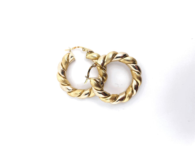 Boucles d'oreilles Grandes créoles torsadées or jaune 58 Facettes