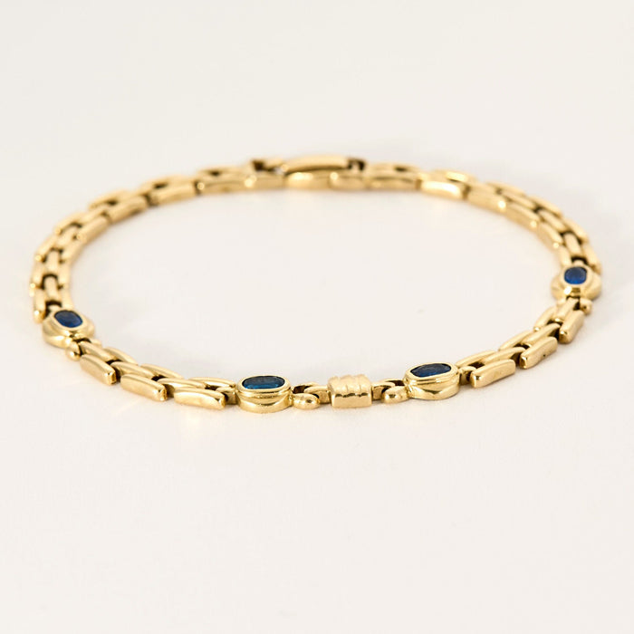 Yellow gold sapphire bracelet