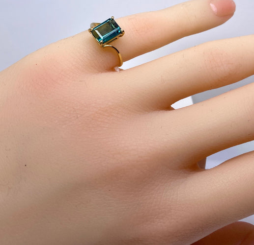 Bague 46 Bague en or jaune et tourmaline verte 58 Facettes AB617