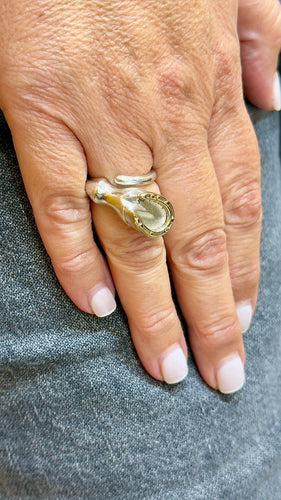 Bague 53 Bague Hermes Fer à cheval en or et corps en argent 58 Facettes