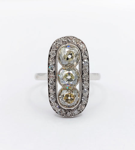 Bague 54.5 Bague marquise art deco Platine 2,25 carats diamant taille ancienne (circa 1910) 58 Facettes A06120
