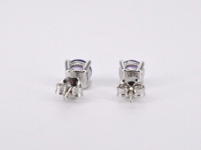 Boucles d'oreilles Boucles d'oreilles en or blanc avec améthyste 58 Facettes 2192