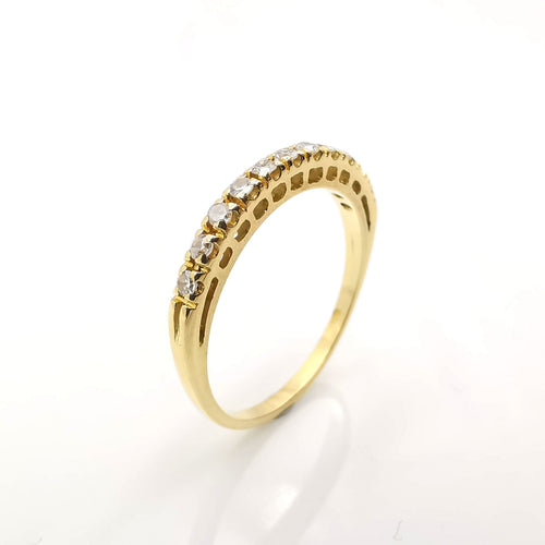 Bague 51 Bague en or jaune et diamants 58 Facettes
