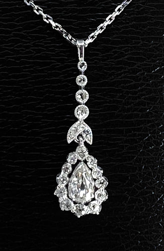 Collier Collier 1900 Diamant Poire 58 Facettes