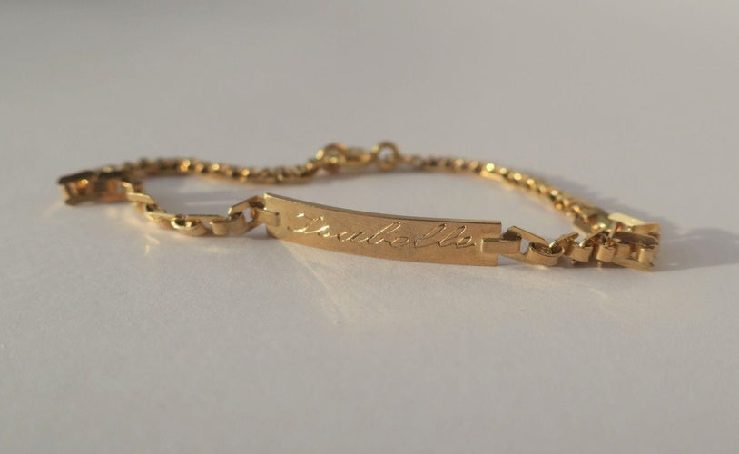 Bracelet Bracelet gourmette d'identité gravée « Isabelle » en or rose 18k 58 Facettes