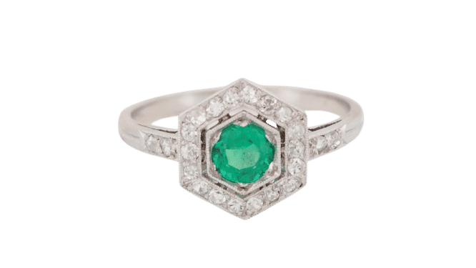 Bague 55.5 Bague hexagonale en platine, émeraude et diamants 58 Facettes 33046
