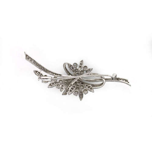 Broche Broche florale - Or blanc & Diamants 58 Facettes 250417R