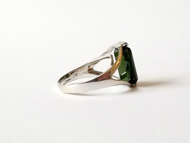 Bague 56 Bague or blanc 18k et Tourmaline verte 58 Facettes