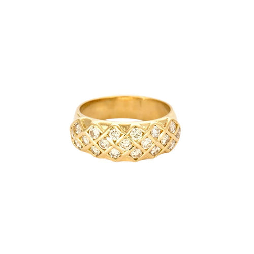 Ring i gult guld med 19 diamanter på 0,09 ct (totalt 1,71 ct)