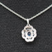 Pendentif Pendentif or blanc saphirs diamants 58 Facettes