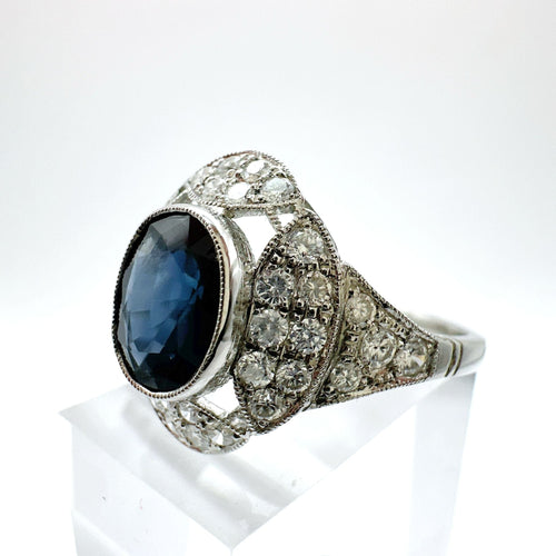 Bague Bague de haute joaillerie en platine avec saphir bleu et diamants 58 Facettes 50369
