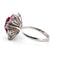 Bague 61 Bague en or blanc 18 carats sertie de rubis et de diamants, référence C 261 25 (2005) 58 Facettes